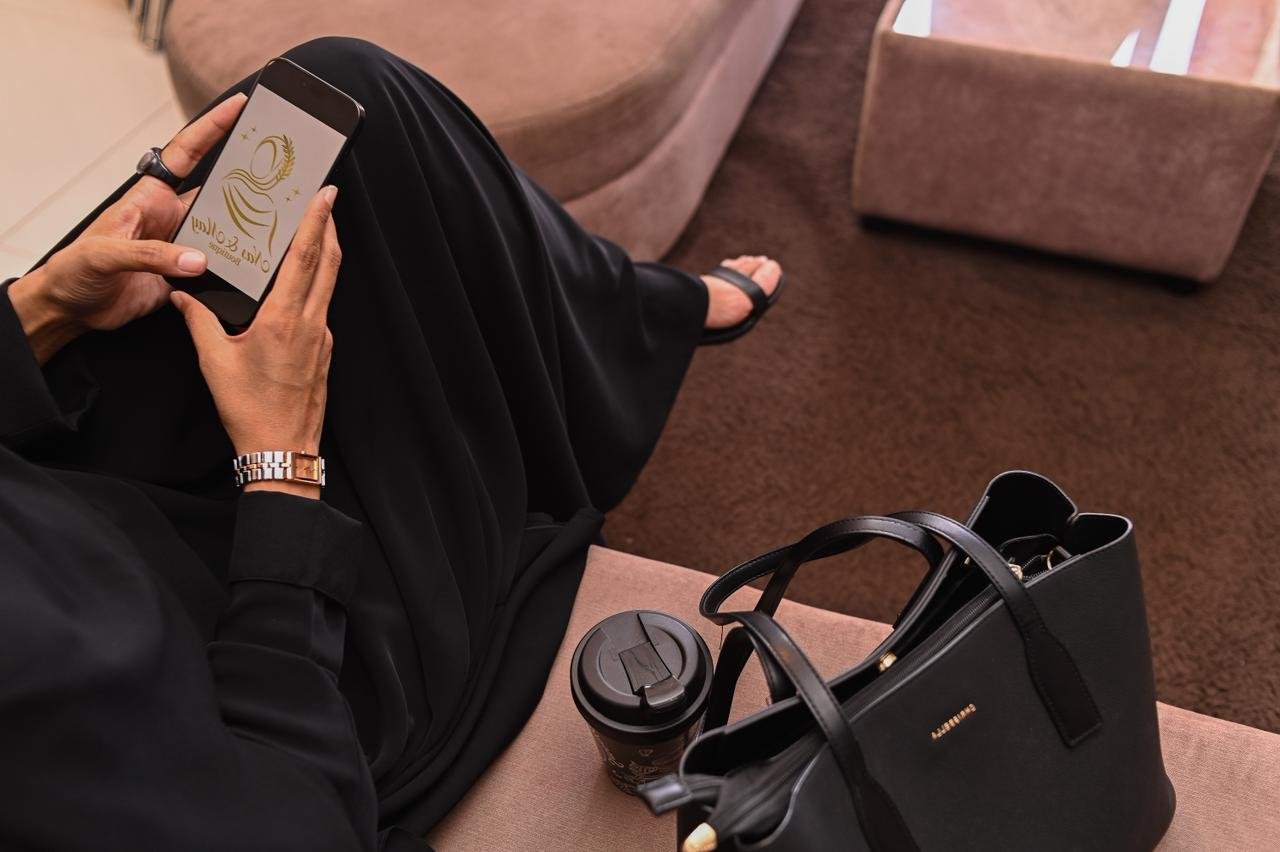 About Nas & May - Abaya Boutique Mauritius