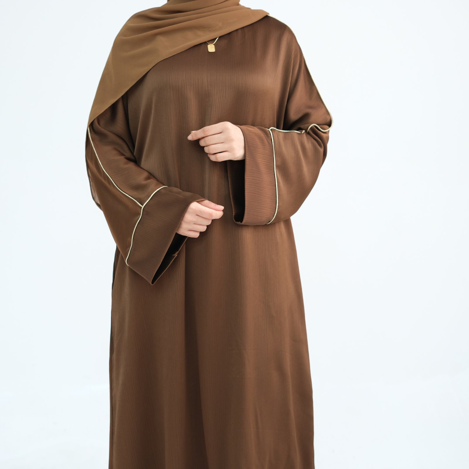 Alya Elegant Trimmed Abaya
